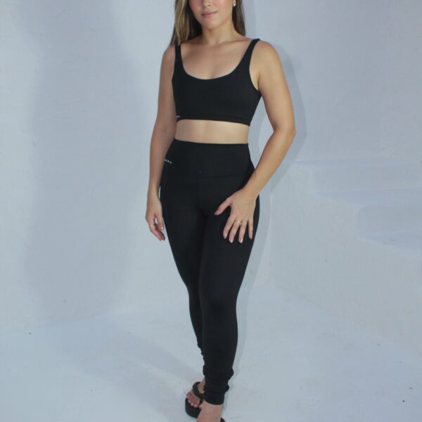 conjunto lumina preto